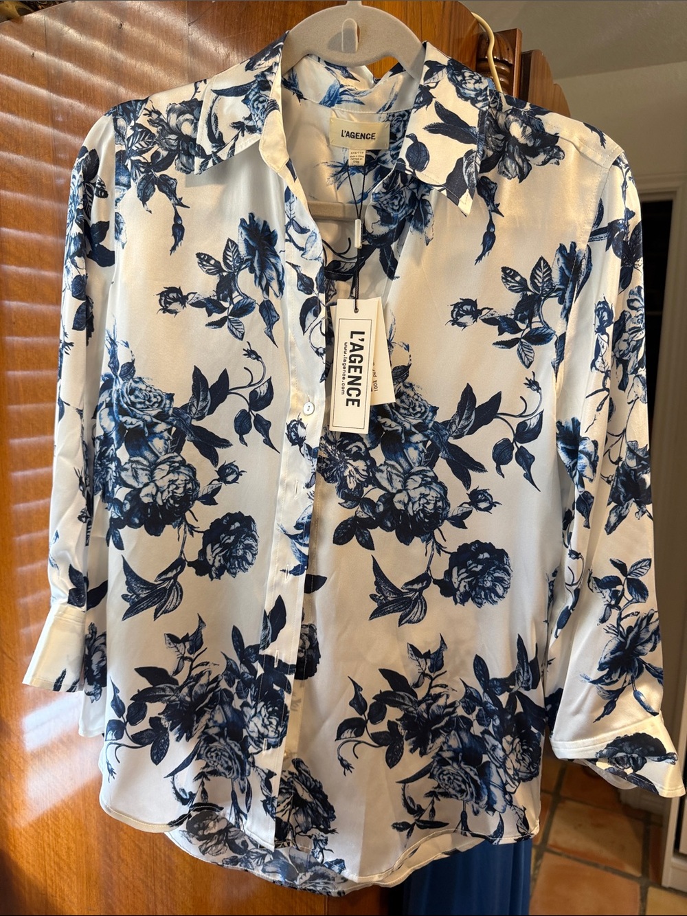 L'AGENCE White Button-Down Shirt with Navy Floral Print